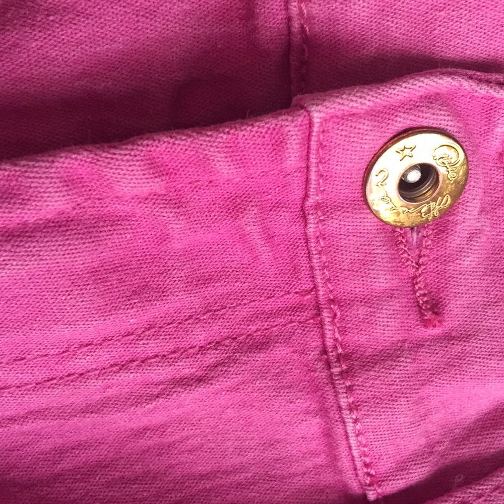 Shorts - Picture 2 of 3